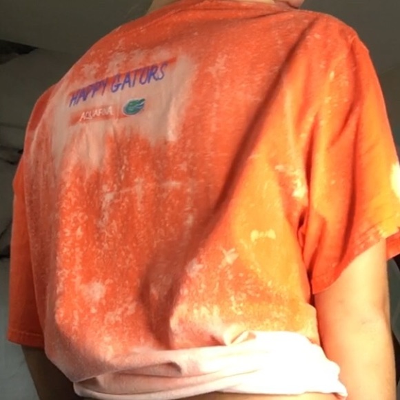 I will be hand bleaching, cutting T- Shirt $25-30 - Picture 4 of 4